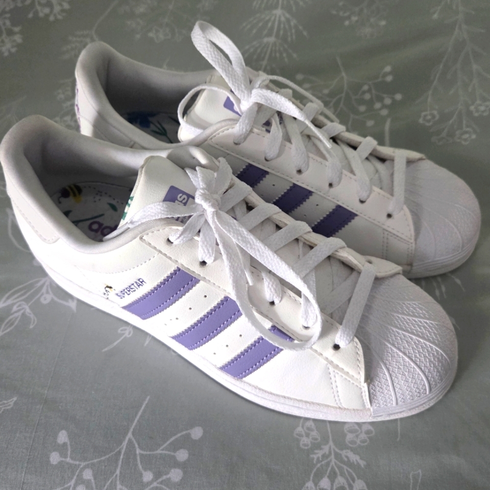 Adidas White and Purple Sneakers